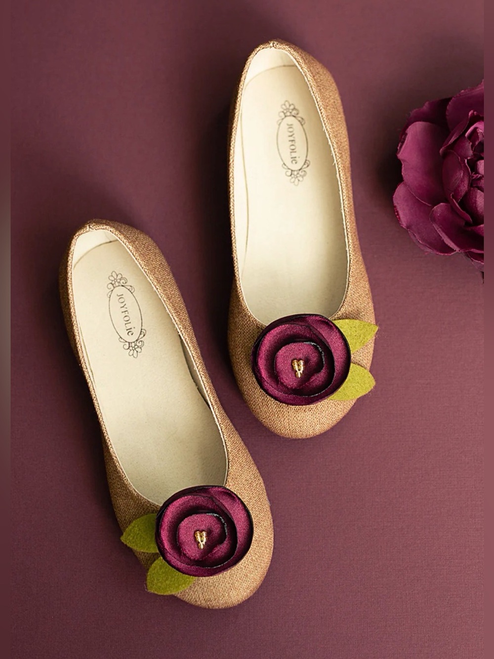Joyfolie Girls Charlotte Closed Toe Flat Shoes Berry Brown Burgundy Size Y2 NWOT